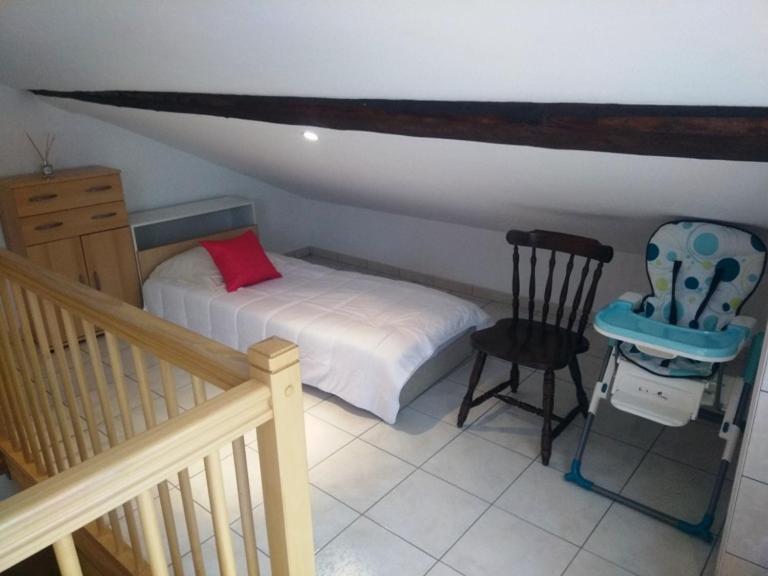 Appartement En Location Touristique Pour 4 Personnes Docelles Exteriör bild